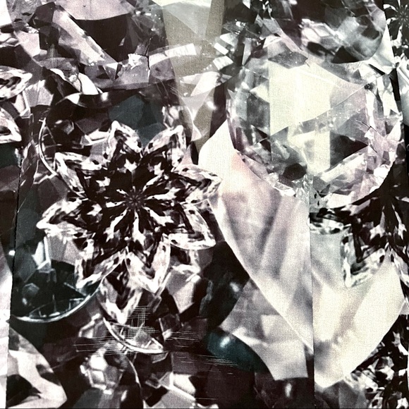 H&M draped chiffon printed blouse - Picture 3 of 3